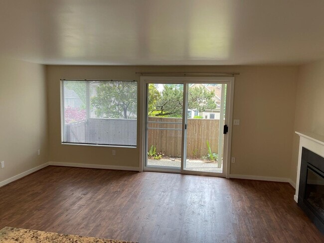 Building Photo - 3021 Magnolia