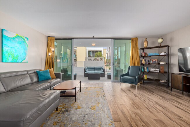 Foto del edificio - 6502 N Central Ave