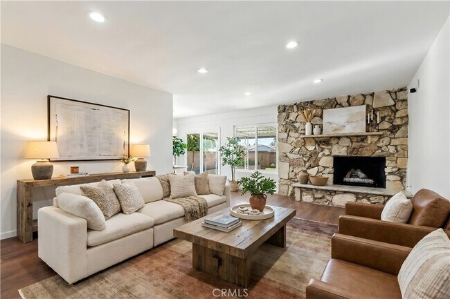 Foto del edificio - 7425 Garden Grove Ave