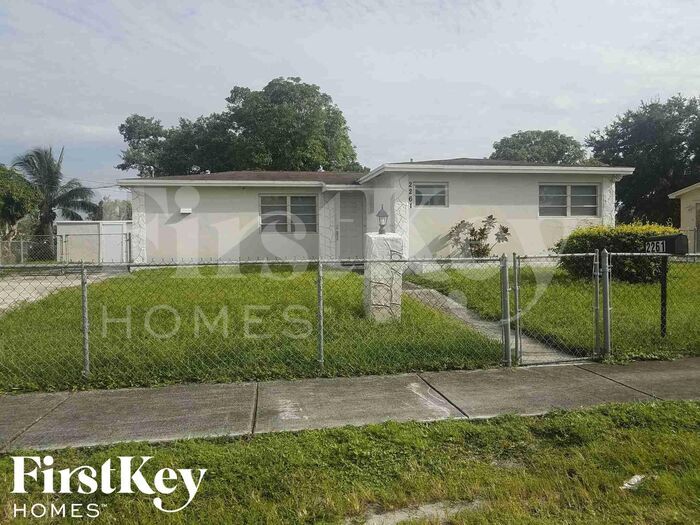 Foto principal - 2261 NW 172nd Terrace