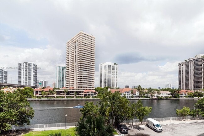 Building Photo - 19390 Collins Ave