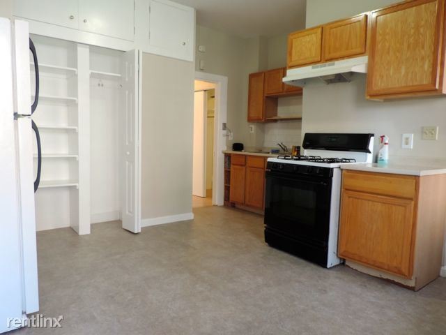 Primary Photo - 100 H St