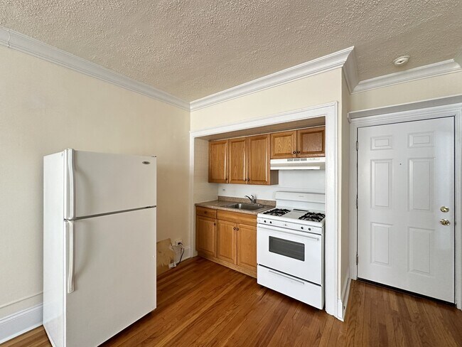 Foto del edificio - 2737 N Spaulding Ave