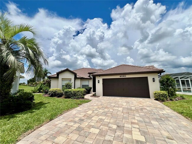 Building Photo - 4061 King Tarpon Dr