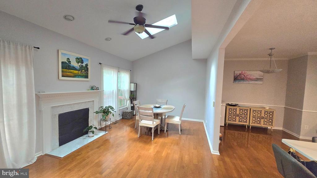 Foto del edificio - 14294 Glade Spring Dr