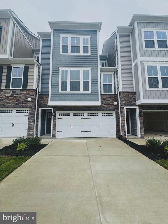 Foto principal - 4843 Berryfield Ln