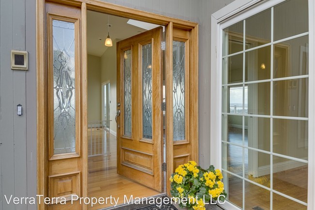 Foto del edificio - 4465 140th Ave SE