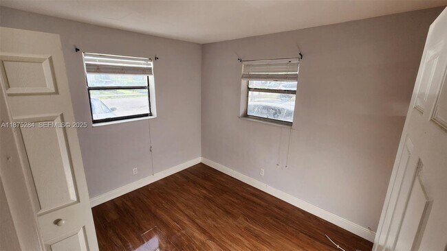 Foto del edificio - 1210 NW 30th Ave