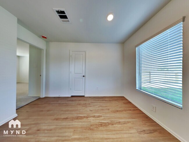 Foto del edificio - 513 Brook Terrance Ln