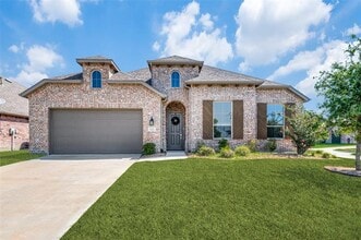 Building Photo - 1624 Seminole Dr