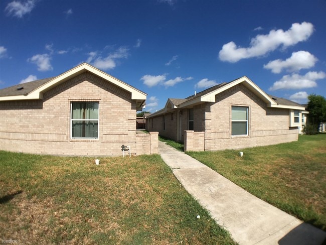 Building Photo - 2 br, 2 bath  - VIP Estates
