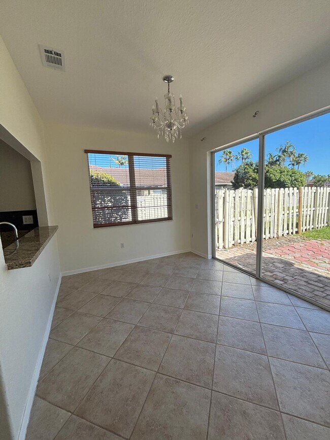 Foto del edificio - 23701 SW 110th Ave