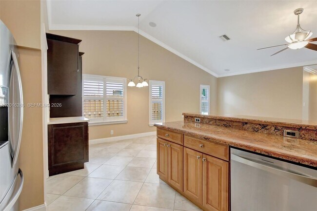 Foto del edificio - 12486 SW 9th Pl