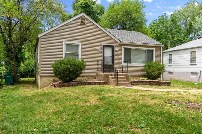 Building Photo - Rare Opportunity to Rent a Single Family H...