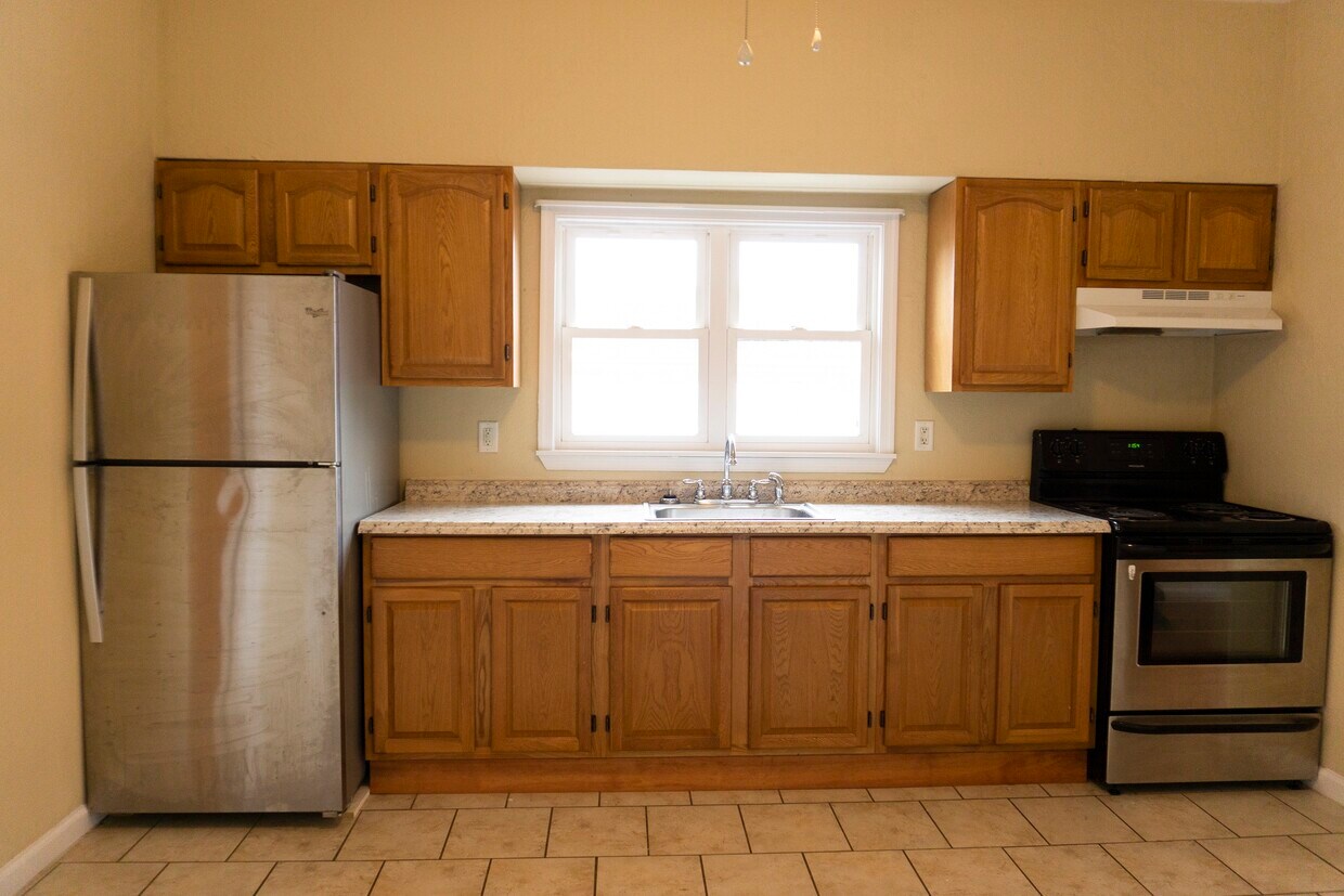 32 Terrace St Unit 4, Plains Township, PA 18702 Apartments in Plains