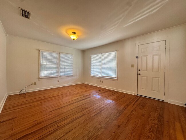 Foto del edificio - 13230 County Rd 1208