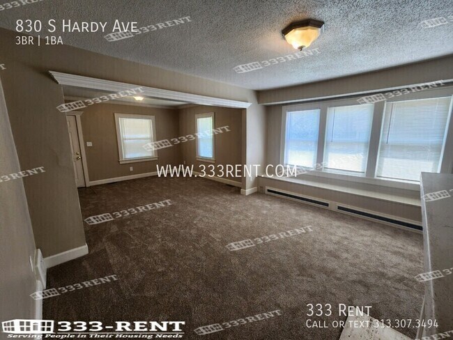 Building Photo - 830 S Hardy Ave