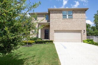 Building Photo - 2212 Limestone Lake Dr