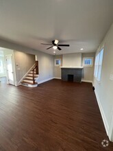Building Photo - 1213 Oakwood Ave