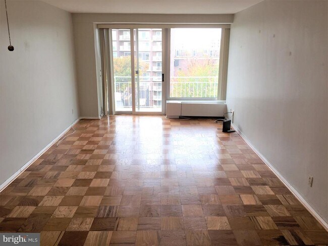 Foto del edificio - 1425 4th St SW
