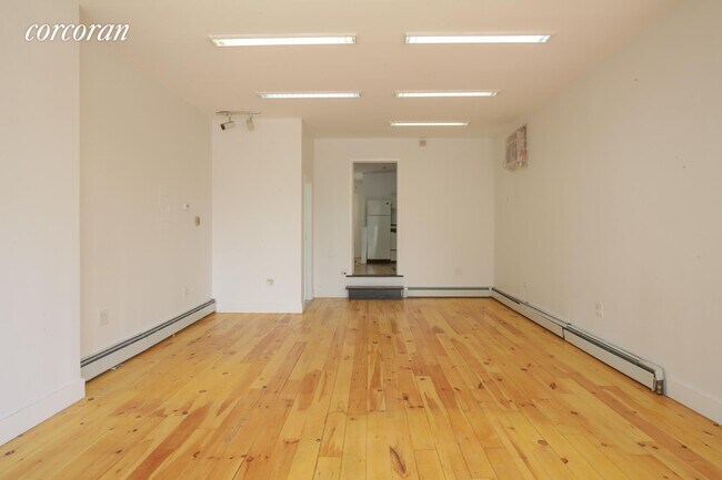 Building Photo - 655 6th Ave