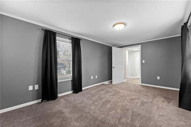 Foto del edificio - 2728 S Westport Rd