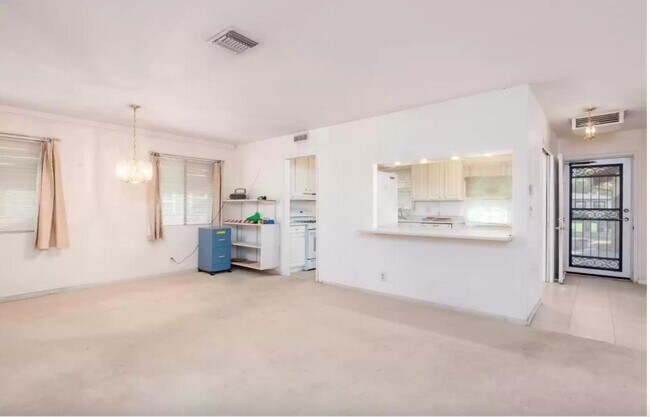 Foto del edificio - 45523 Lostwood Ave