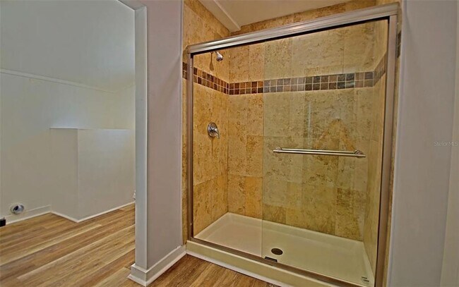 Foto del edificio - 330 Wisconsin Ct S