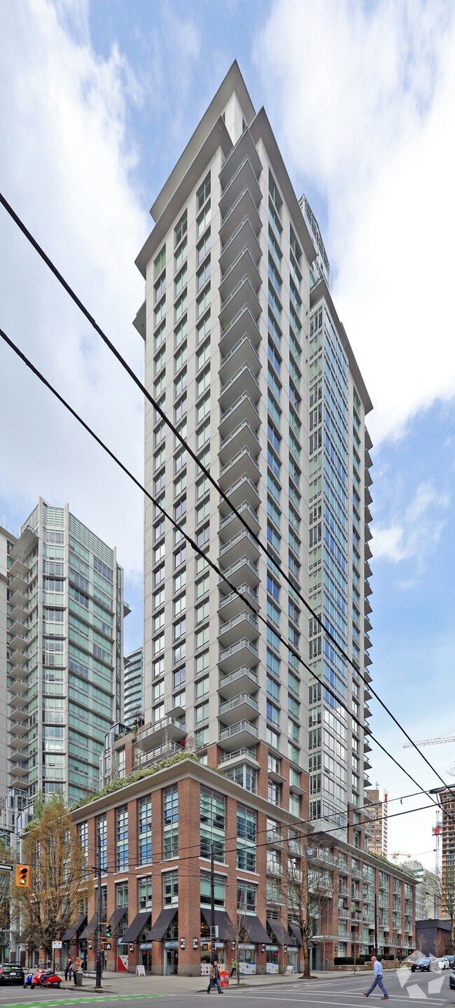 Building Photo - Dolce