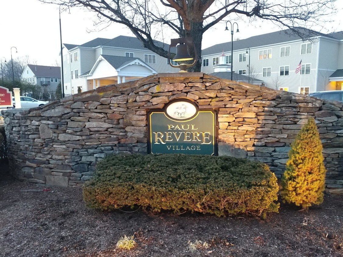 Foto principal - 117 Revere St
