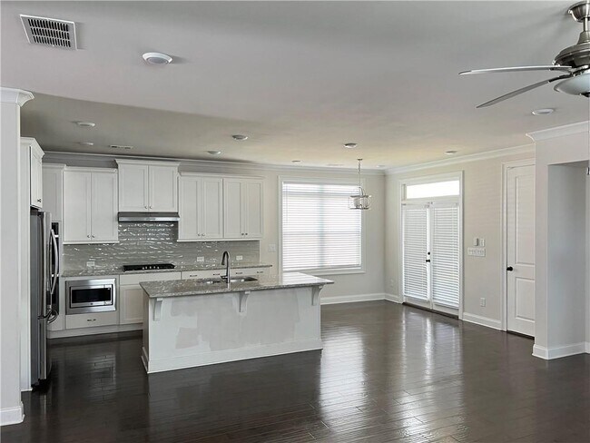Building Photo - 1141 Hannaford Ln