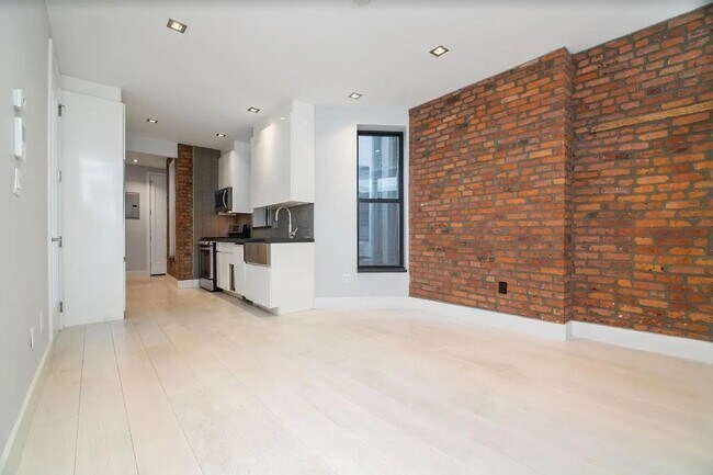 Foto del edificio - 248 Mott St