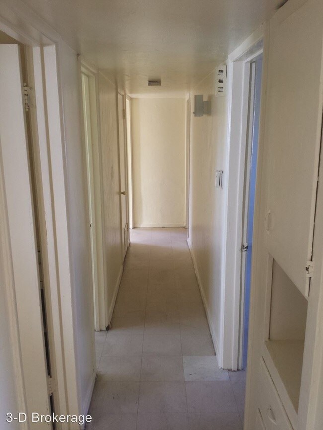 Foto del edificio - 3926 E Hampton Pl