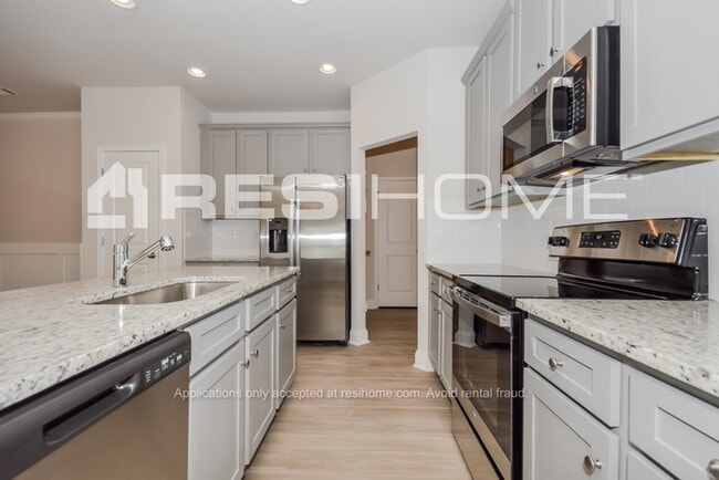 Foto del edificio - 3038 Faireno Pl