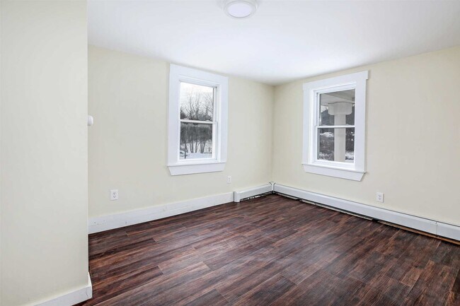 Building Photo - 34 N Nellie Hill Rd