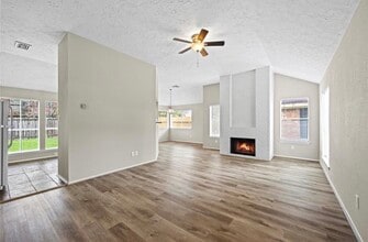 Building Photo - 15711 Roxton Ridge Dr