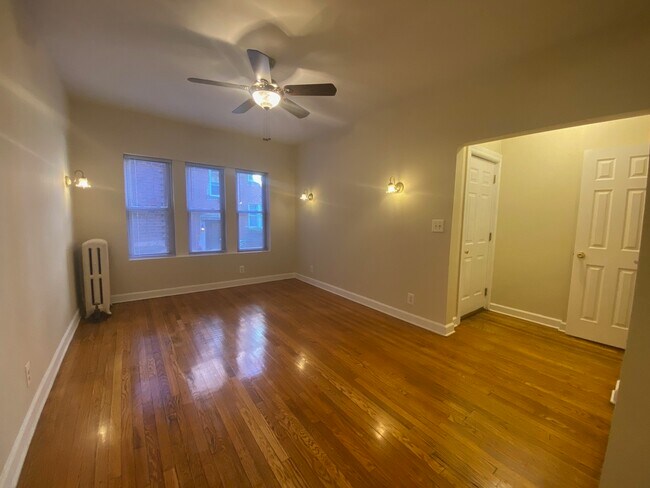 Foto del edificio - 1345 W Touhy Ave