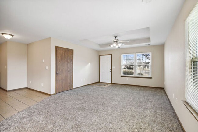 Building Photo - 3 bedroom 2 bath one level in Grain Valley
