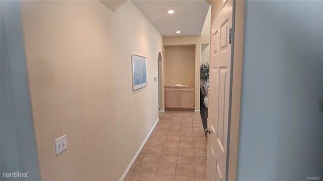 Building Photo - 5 br, 3 bath House - 19943 Mid Pines Ln
