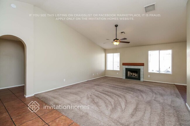 Foto del edificio - 5430 N 79th Dr