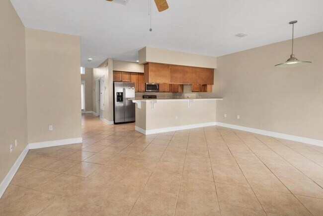 Foto del edificio - "Spacious 2-Bed Townhouse in Prime Fort Walton Beach Location"
