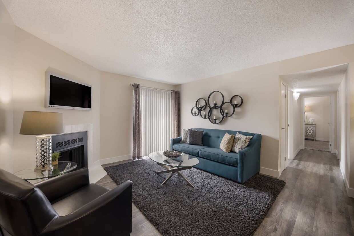 Foto principal - Woodland Hills Apartments