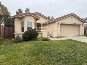 Building Photo - 10613 Hidden Grove Cir