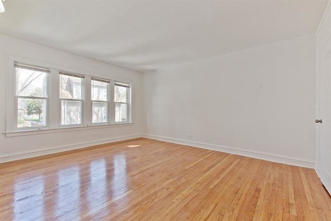 Foto del edificio - 11932 S Stewart Ave