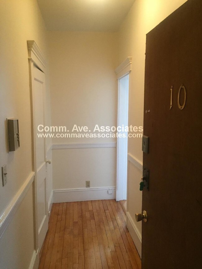 Foto del edificio - 164 Strathmore Rd