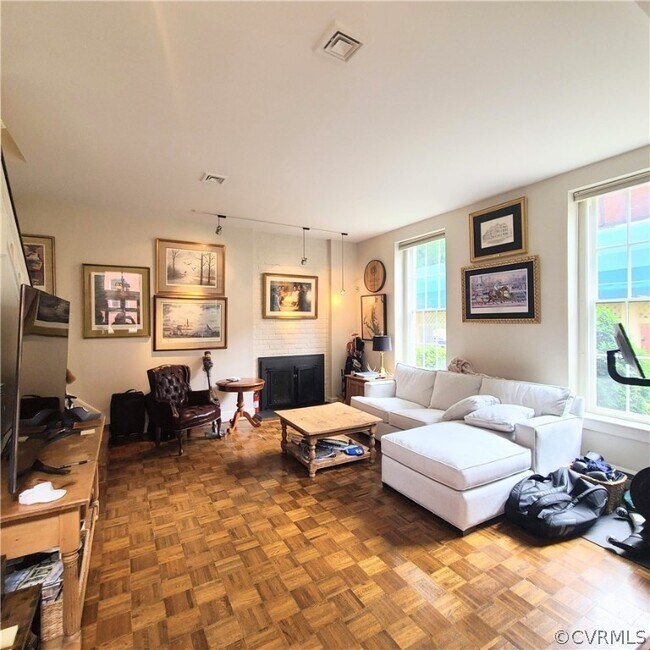 Foto del edificio - 1401 Floyd Ave