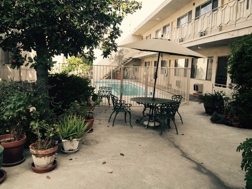 Building Photo - 4901 Laurel Canyon Blvd