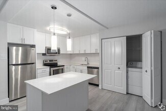Building Photo - 8440 Limekiln Pike