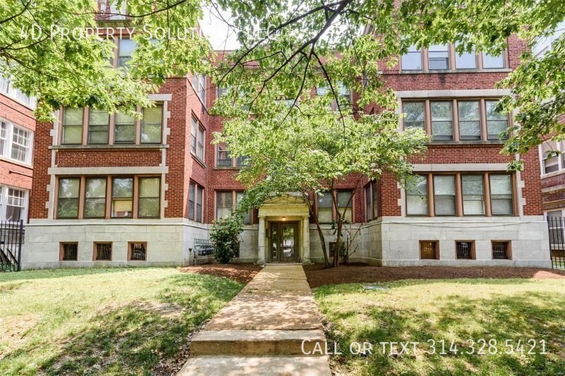 Primary Photo - Fully Furnished Luxurious 3BR/2BA in St. L...