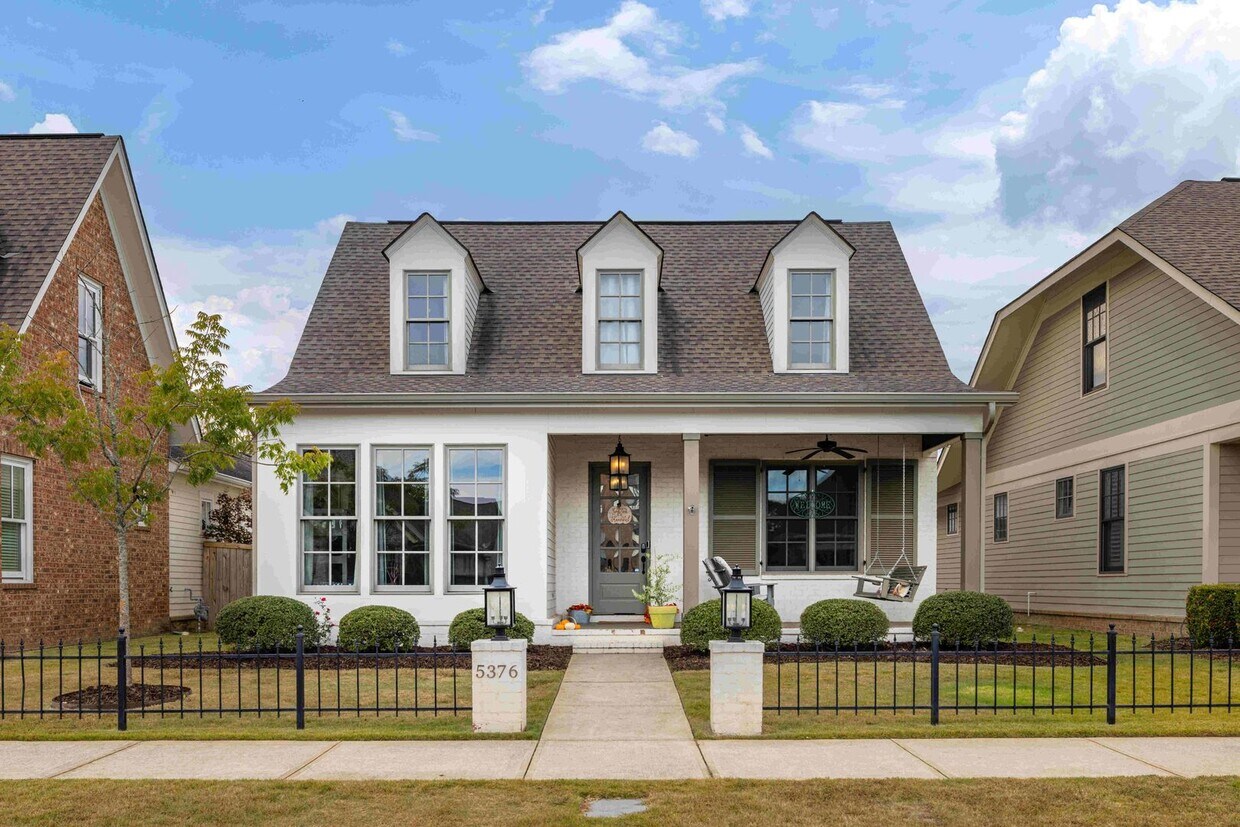 Foto principal - 5376 Courtney Ave